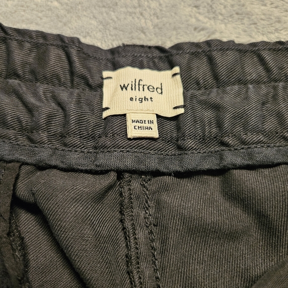 Wilfred Aritzia Black Trouser Ankle Pleated Pants Size 8 - Picture 4 of 9